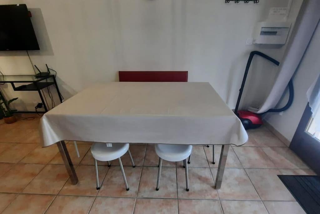 Dependance Guest House Proche Lyon Craponne Bagian luar foto